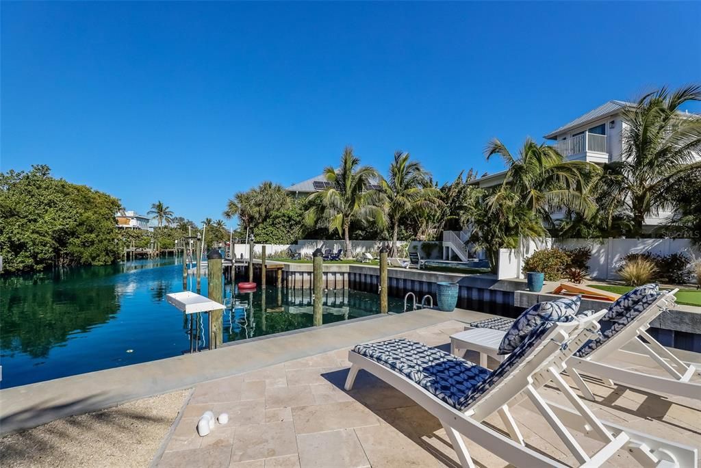Exterior, Pool, Water
