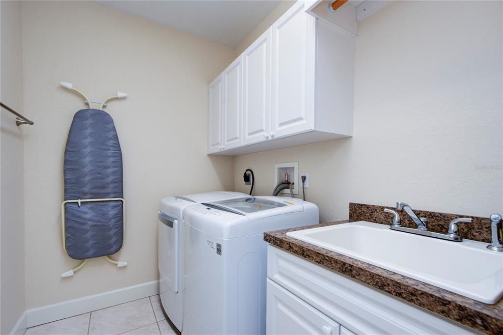 Interior, Washer