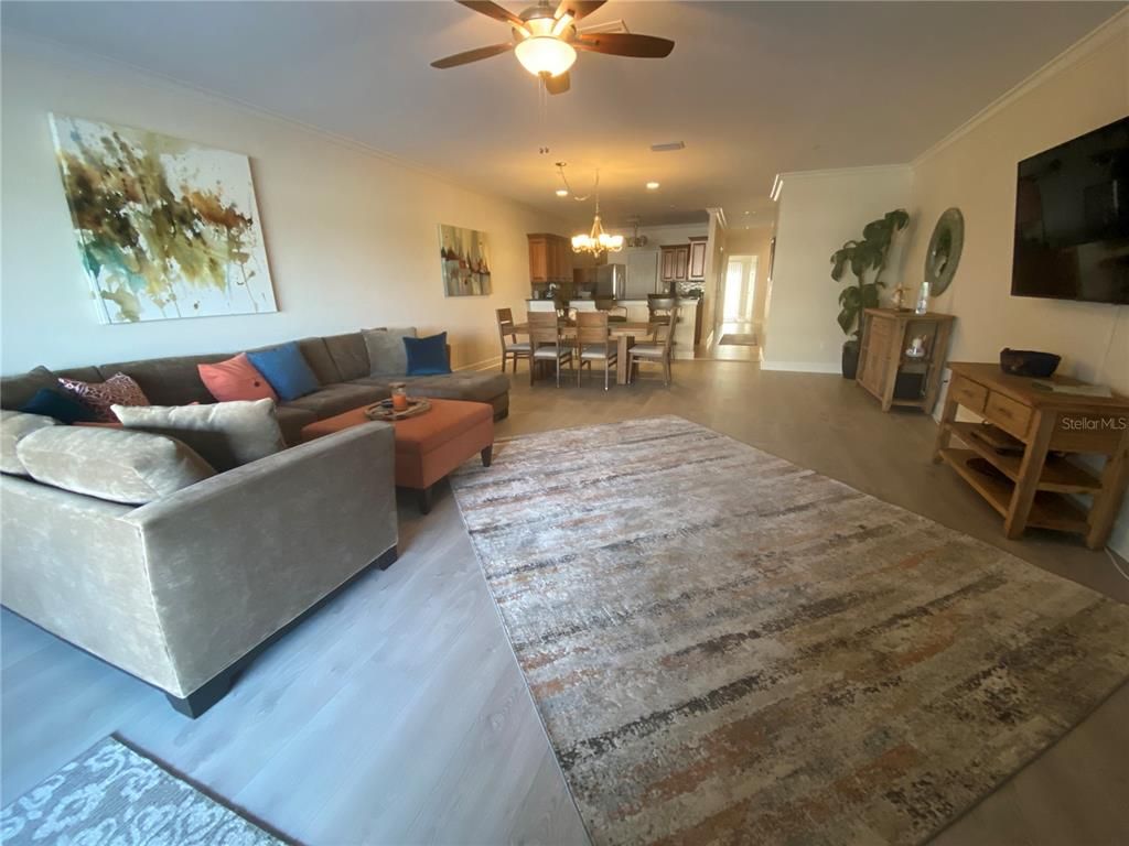 Chandelier, Dining room, Interior, Kitchen, Living room, Wood Texture Flooring