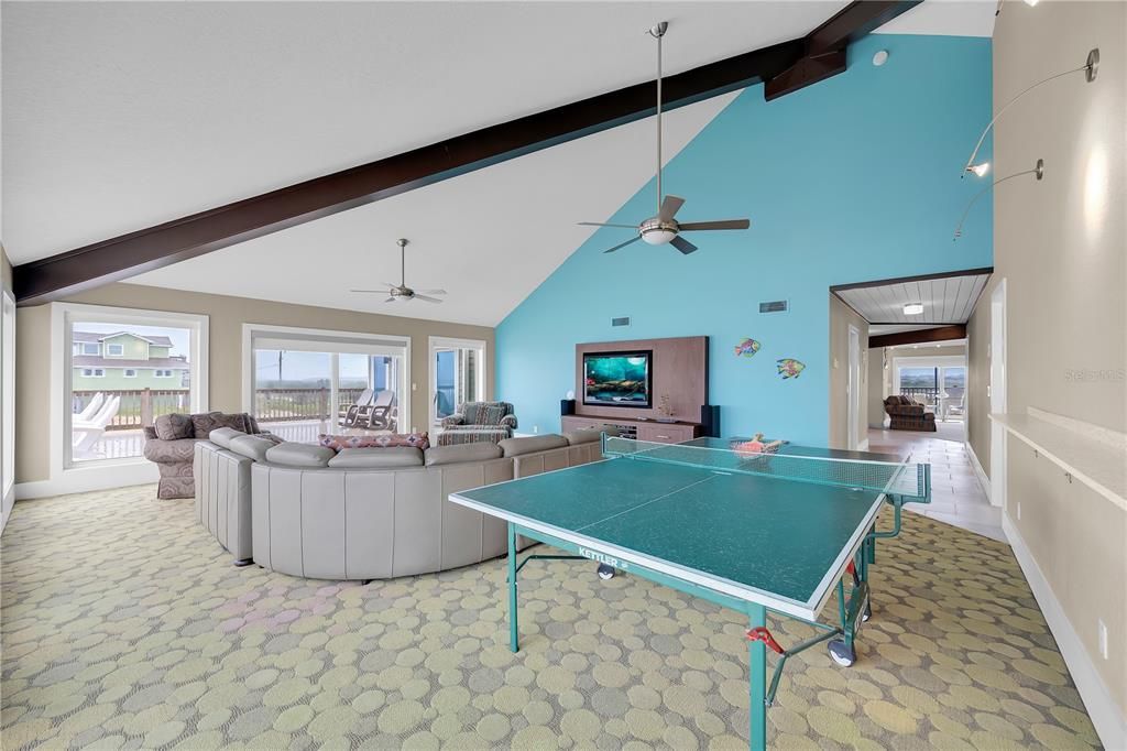 Game Room, Interior, Living room