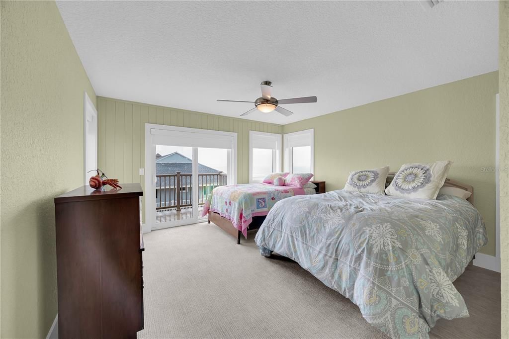 Bedroom, Interior, Water