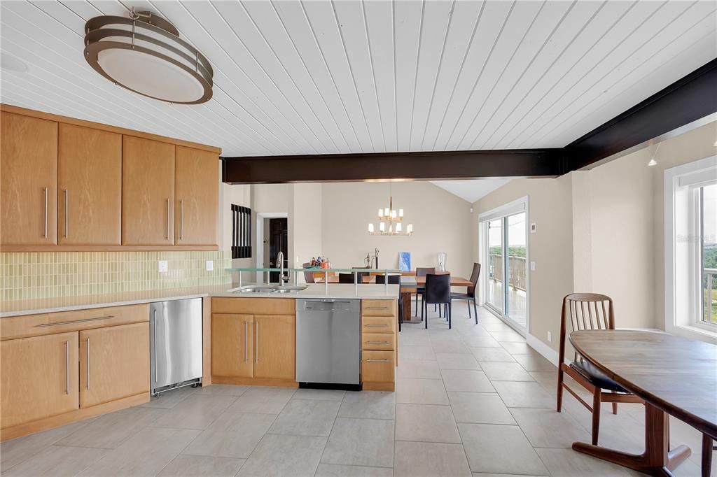 Dining room, Interior, Kitchen, Pendant Lights, Stainless Steel Appliances