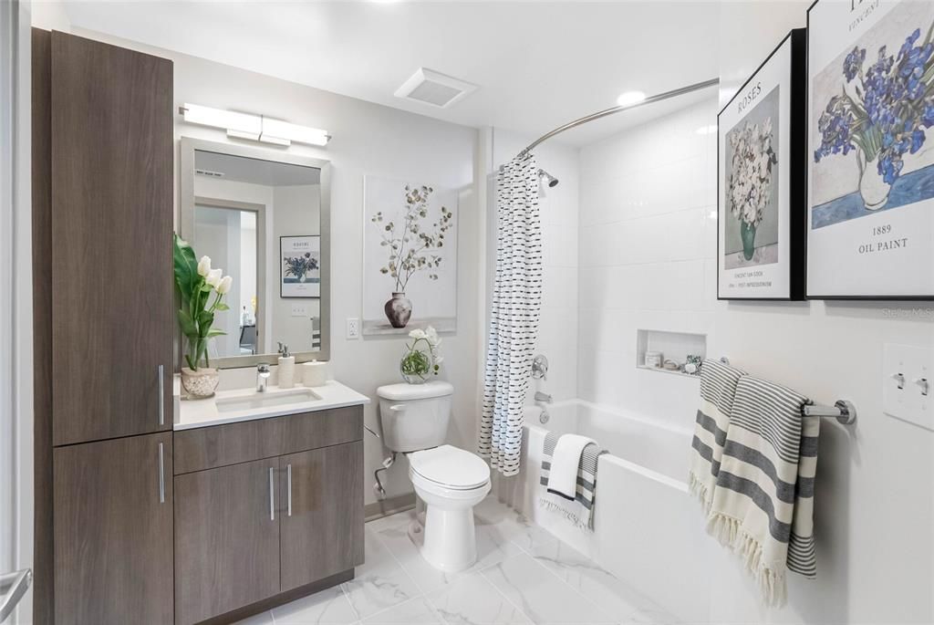 Bathroom, Interior, Marble, Recessed Lighting