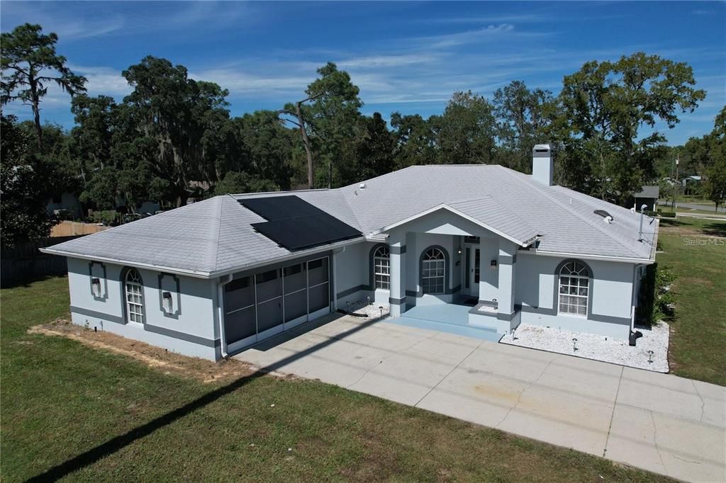 Backyard, Exterior, Facade, Ranch