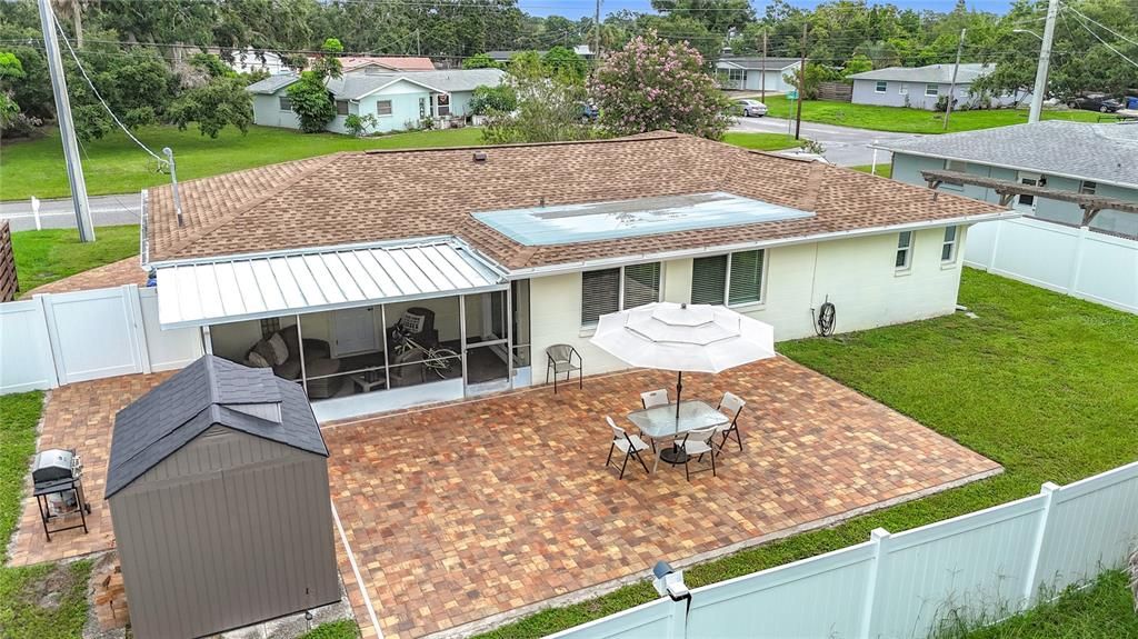 Exterior, Drone