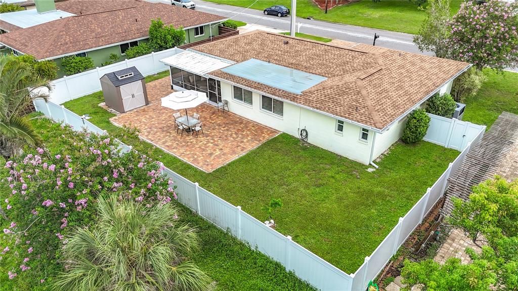 Exterior, Drone