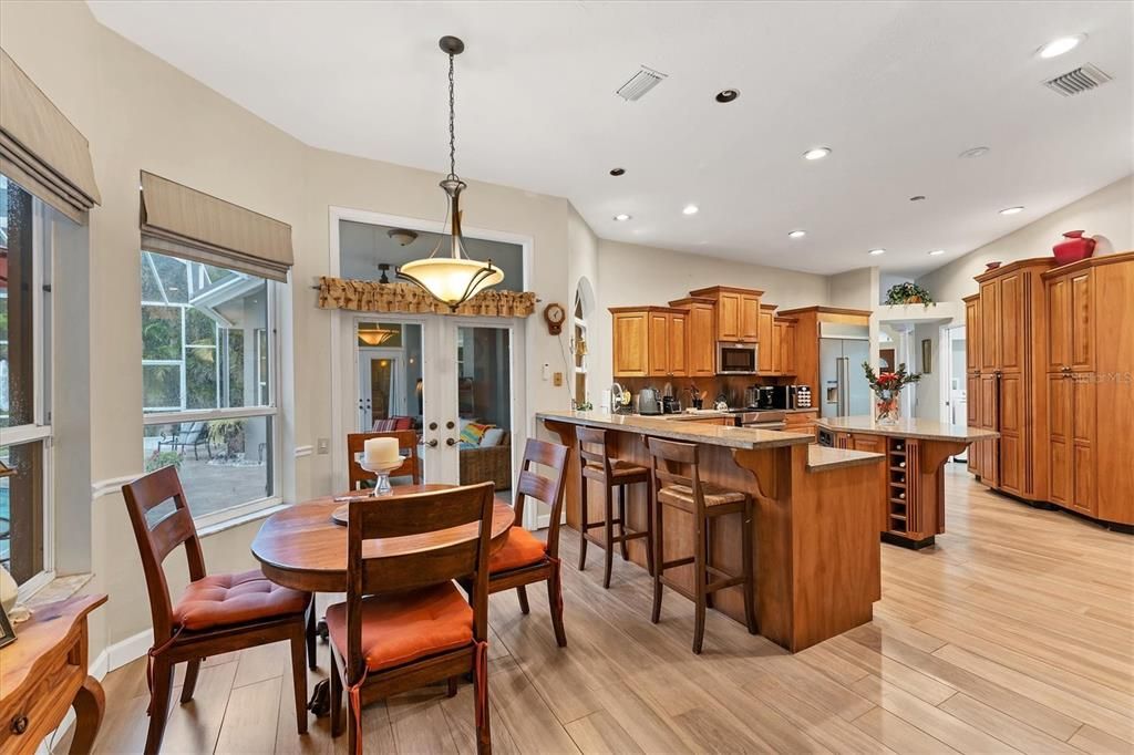 Dining room, Interior, Kitchen, Pendant Lights, Recessed Lighting, Wood Texture Flooring