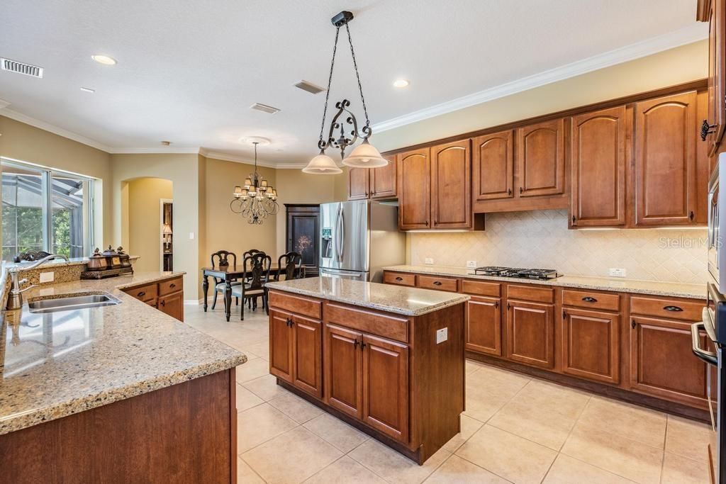 Chandelier, Dining room, Interior, Kitchen, Pendant Lights, Recessed Lighting