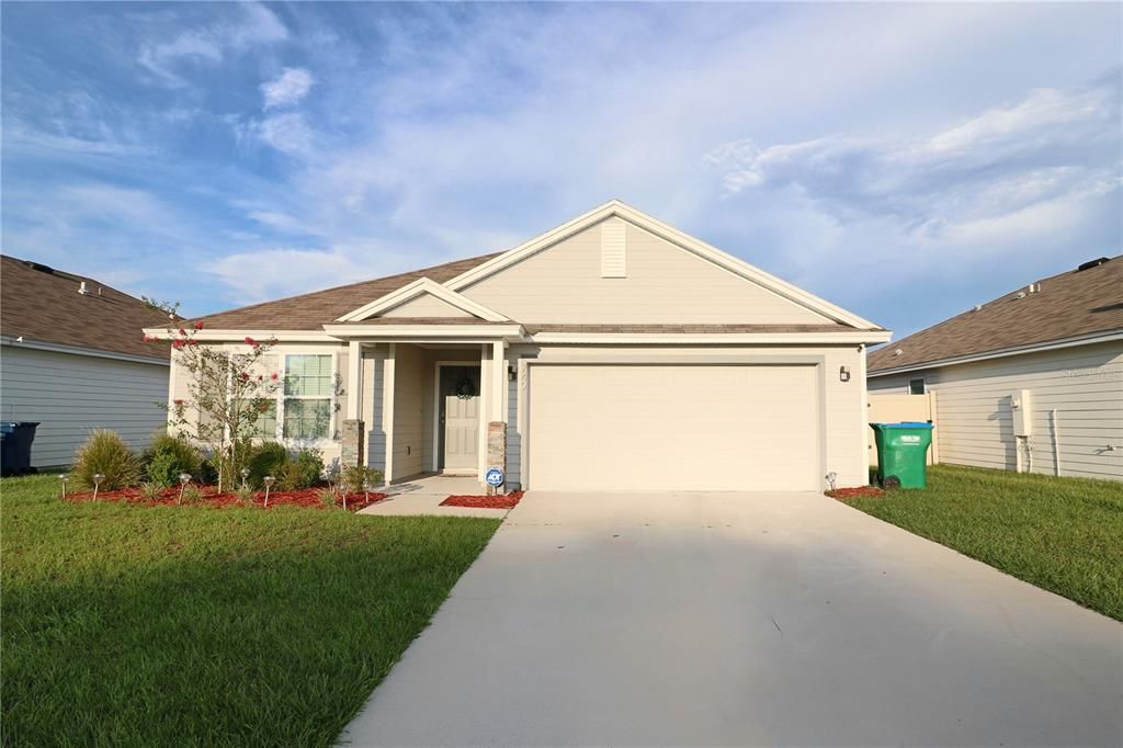 Attached, Backyard, Exterior, Facade, Ranch