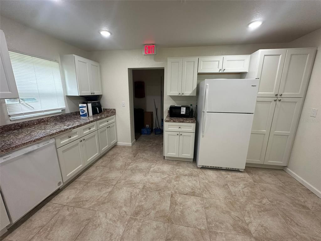 Interior, Kitchen, Recessed Lighting