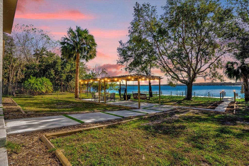 Backyard, Exterior