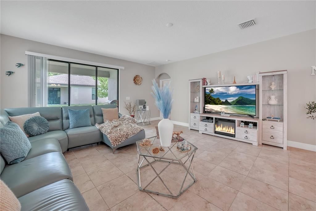 Fireplace, Interior, Living room