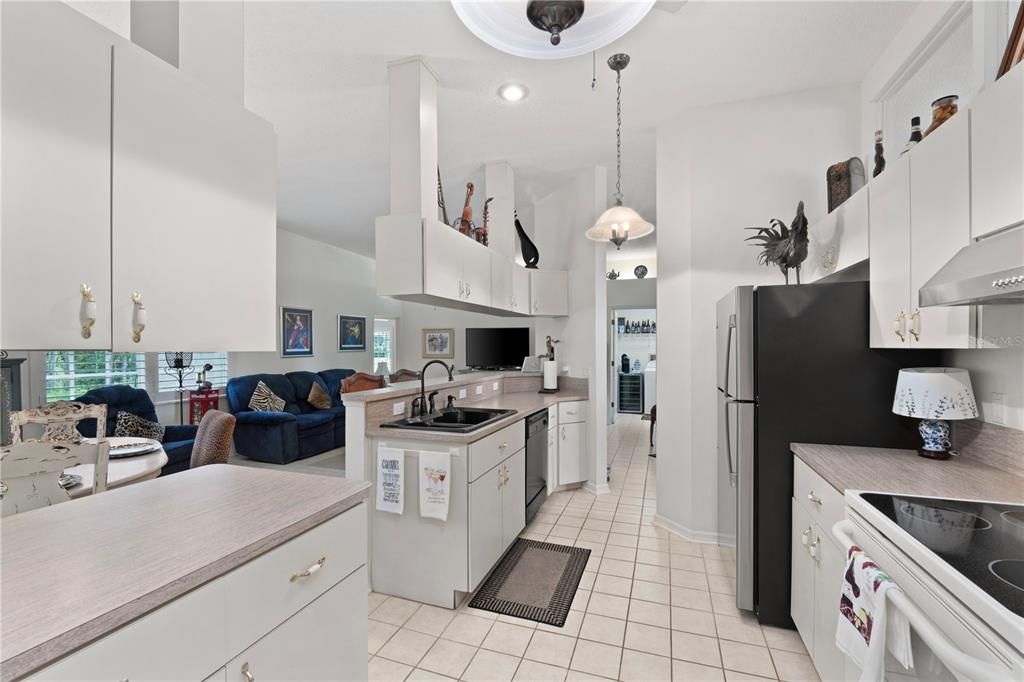 Interior, Kitchen, Living room, Pendant Lights, Recessed Lighting