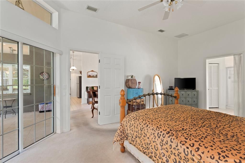 Bedroom, Interior, Pendant Lights