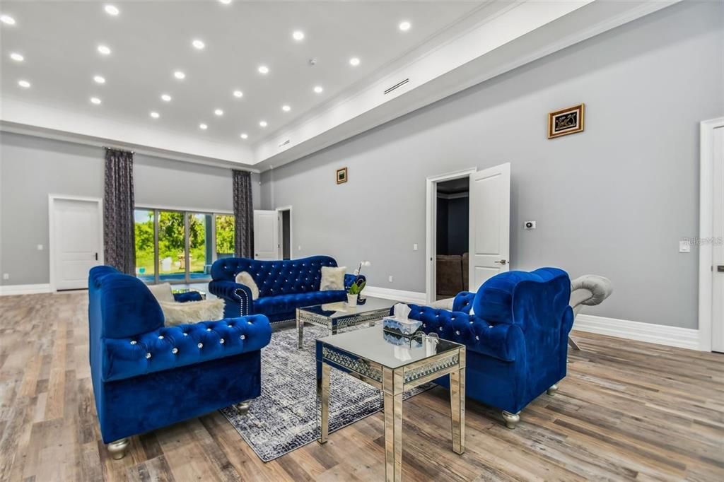 Interior, Living room, Recessed Lighting, Wood Texture Flooring