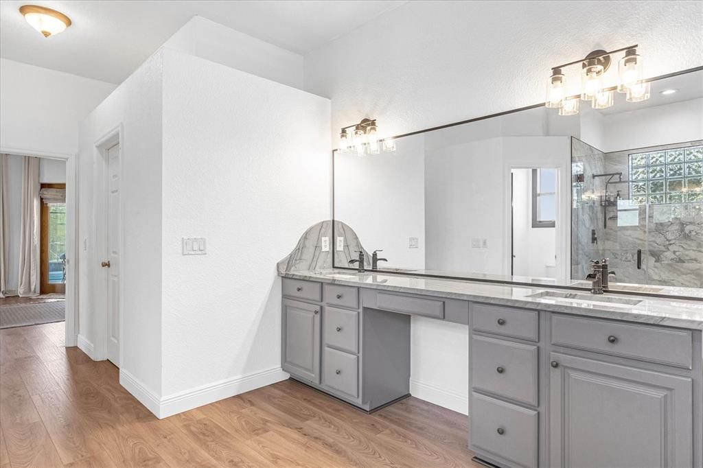 Bathroom, Dual Sink Vanities, Interior, Wood Texture Flooring