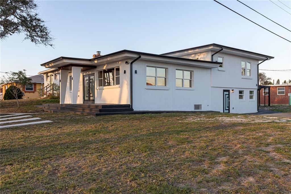 Backyard, Exterior, Facade, Farmhouse