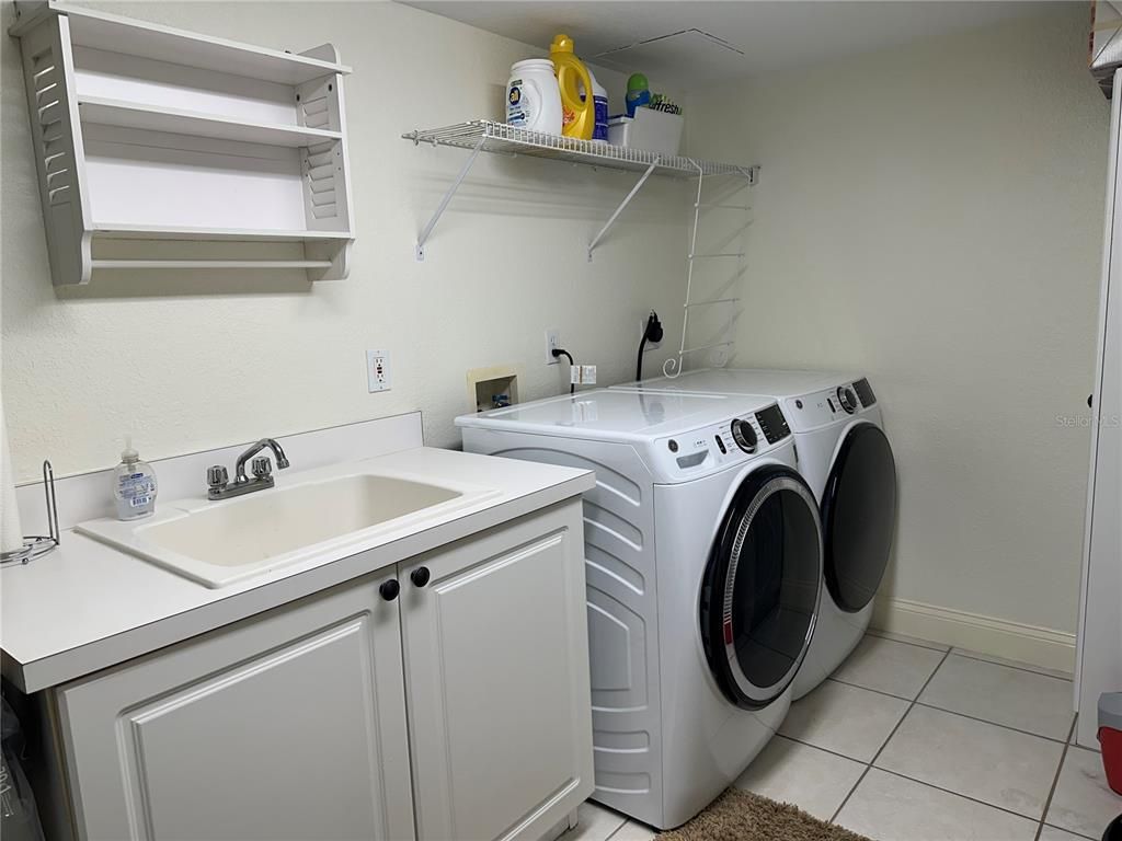 Interior, Washer