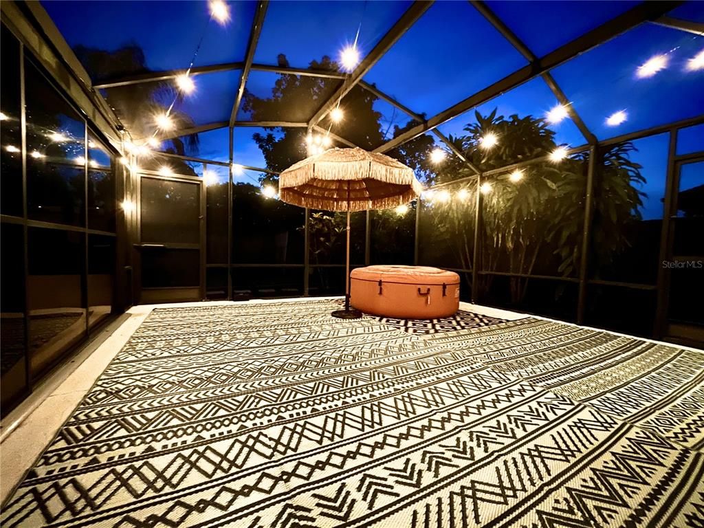 Glass Ceilings, Hot Tub, Interior, Sun Room
