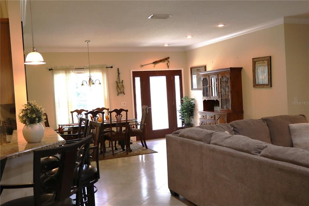 Dining room, Interior, Living room, Pendant Lights, Recessed Lighting