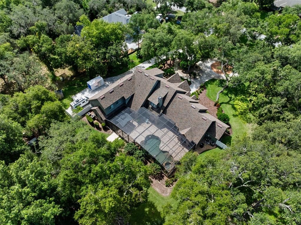 Exterior, Drone