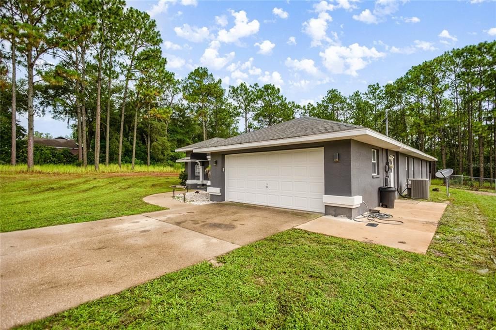Backyard, Exterior