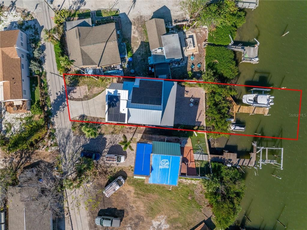 Exterior, Drone