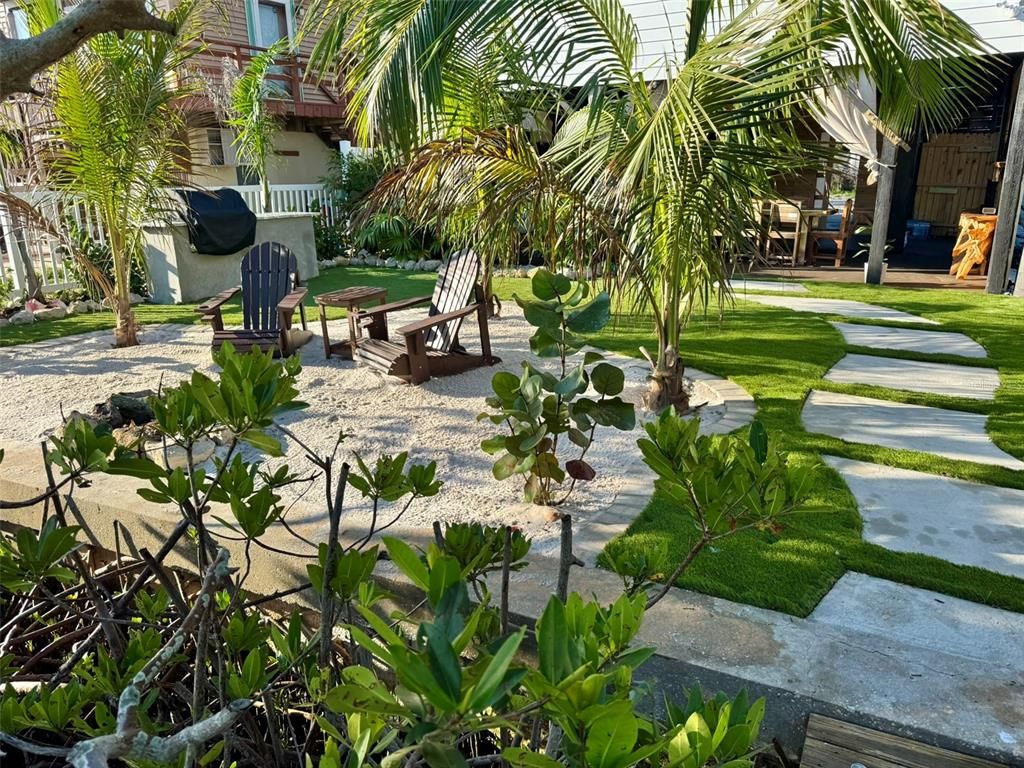 Backyard, Exterior