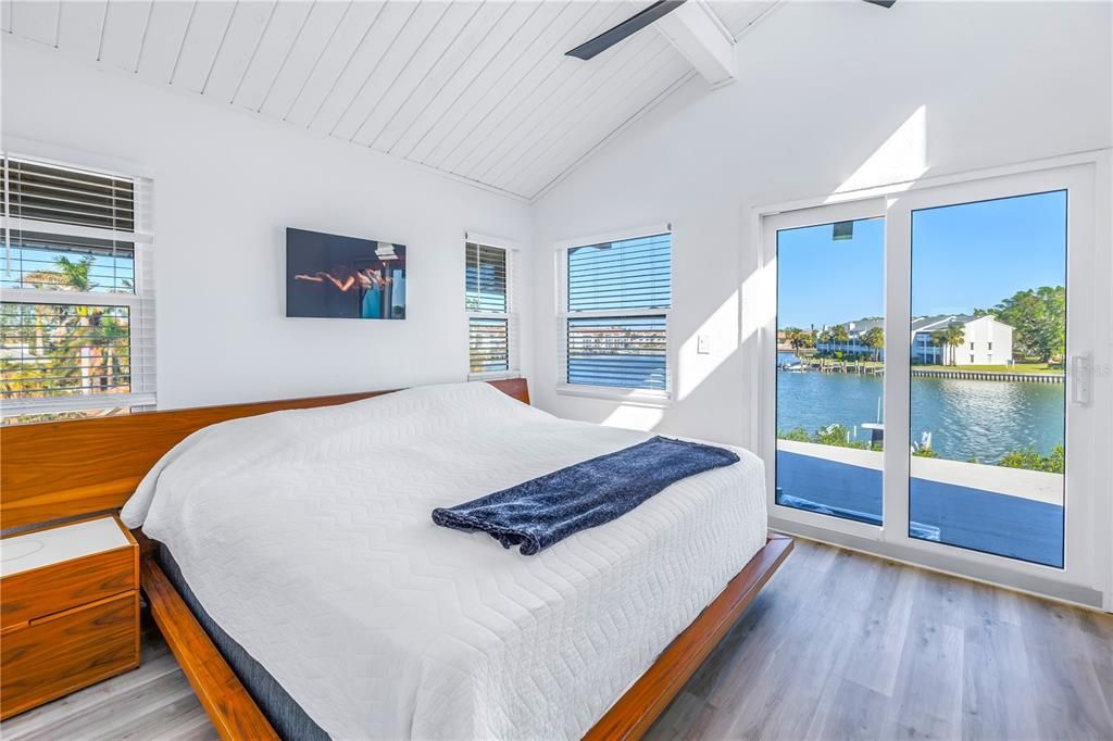 Bedroom, Interior, Water, Wood Texture Flooring