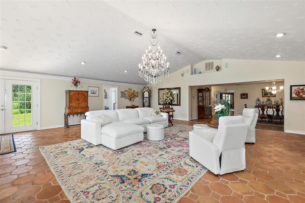 Chandelier, Interior, Living room, Recessed Lighting