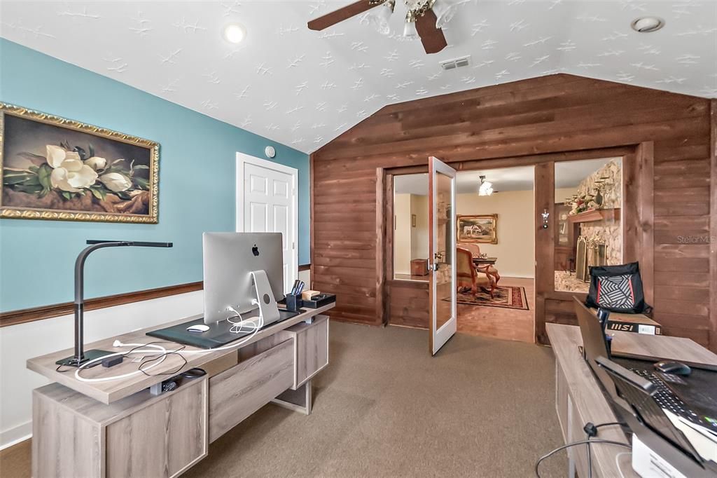 Home Office, Interior, Recessed Lighting, Wooden Walls