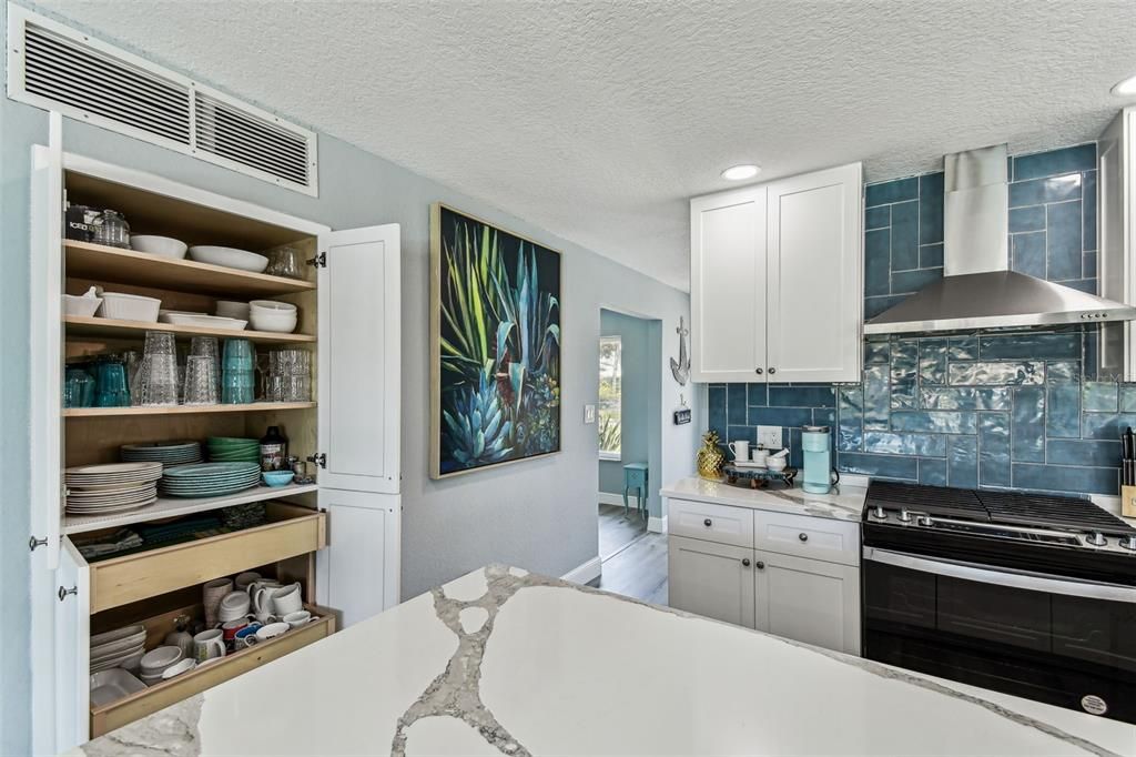Interior, Kitchen, Recessed Lighting