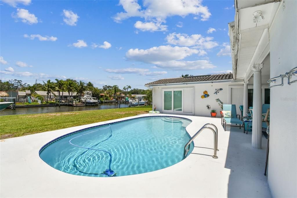 Exterior, Pool, Water