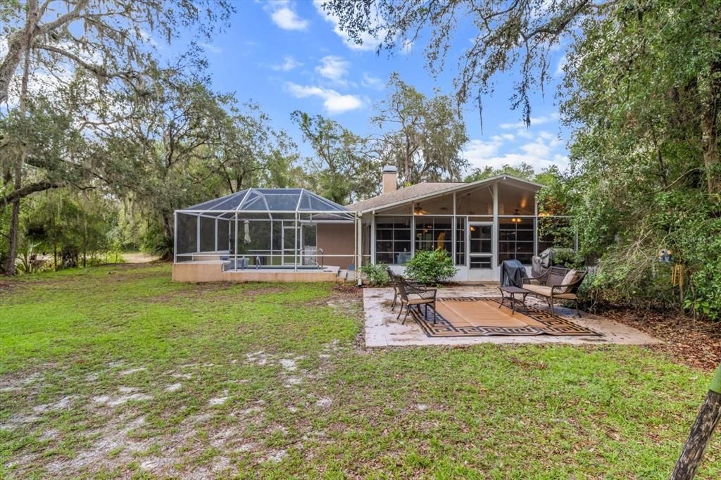 Backyard, Exterior