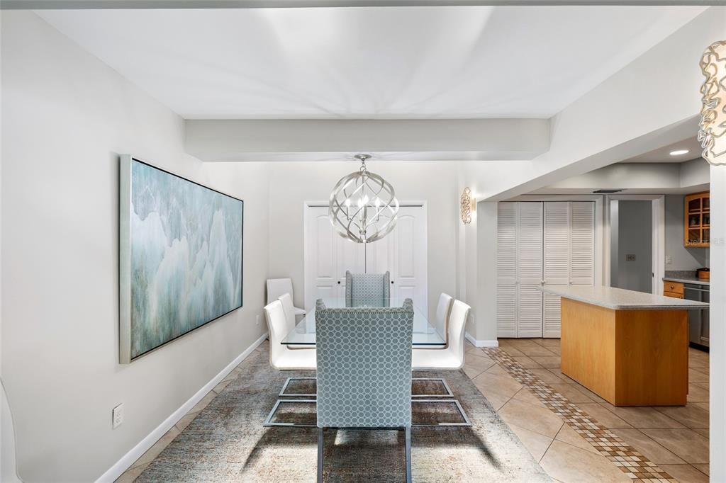 Chandelier, Dining room, Interior, Pendant Lights, Recessed Lighting