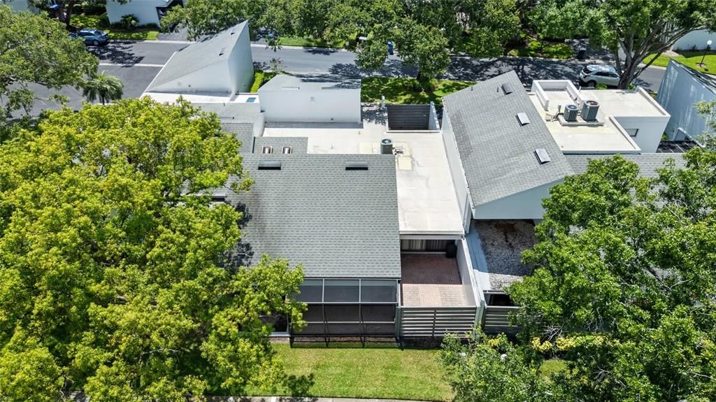 Exterior, Drone
