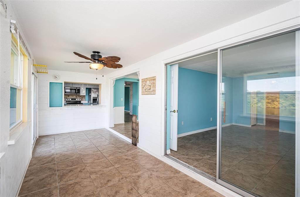 Empty room, Interior, Kitchen