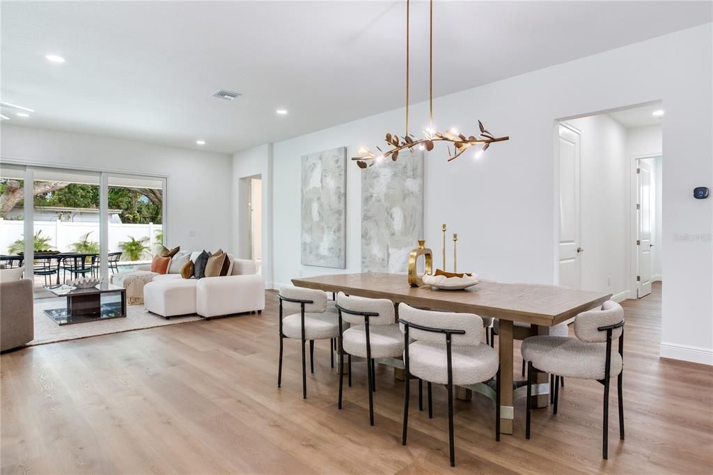 Dining room, Interior, Living room, Pendant Lights, Recessed Lighting, Wood Texture Flooring
