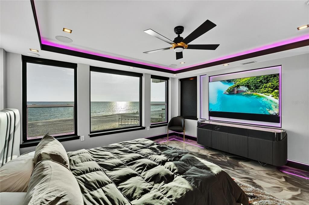 Bedroom, Interior, Recessed Lighting, Water
