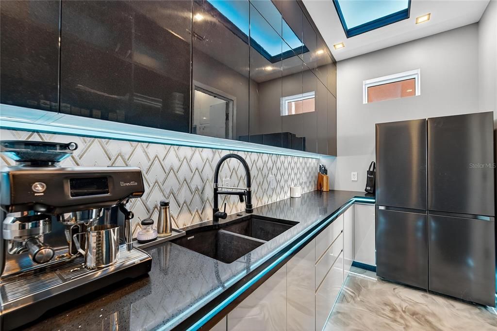 Interior, Kitchen, Recessed Lighting