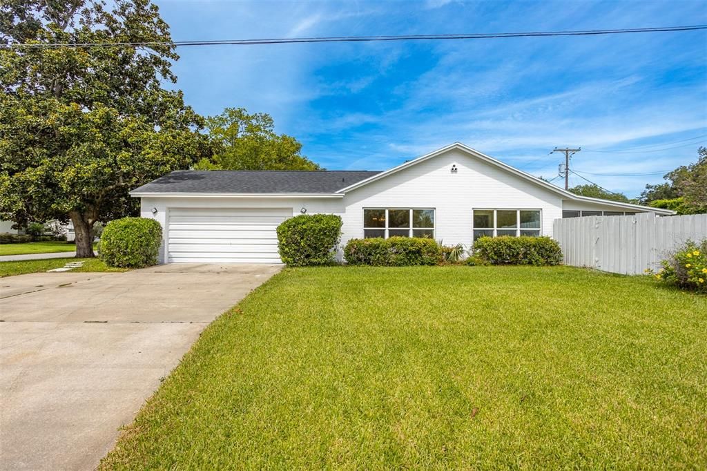 Attached, Backyard, Exterior, Facade, Ranch