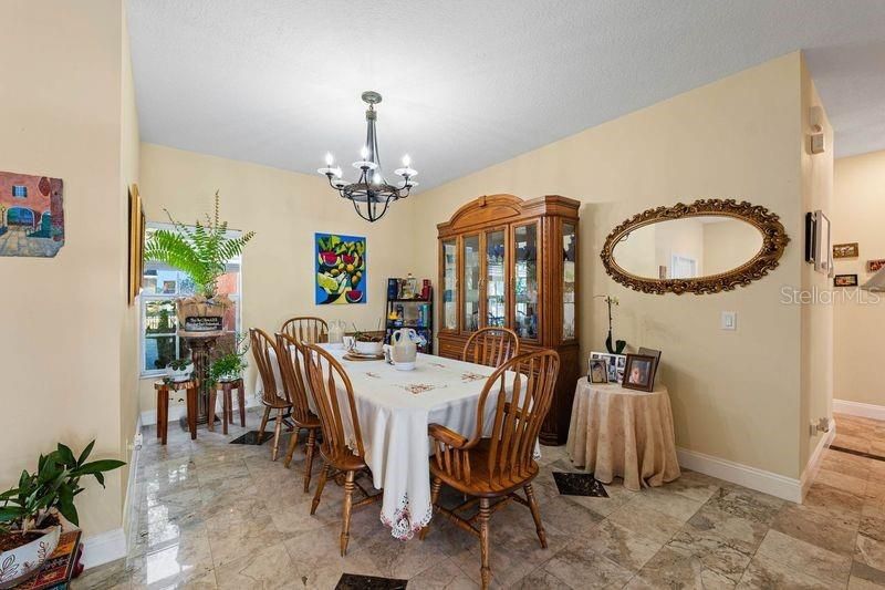 Chandelier, Dining room, Interior