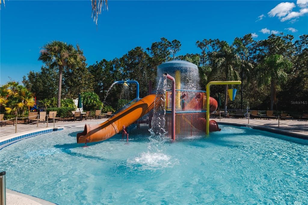 Exterior, Playground, Pool
