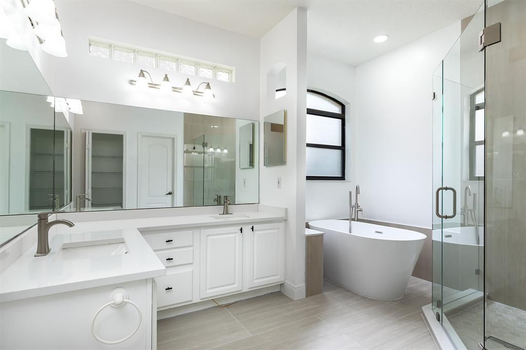 Bathroom, Dual Sink Vanities, Free Standing Baths, Glass Shower, Interior, Recessed Lighting