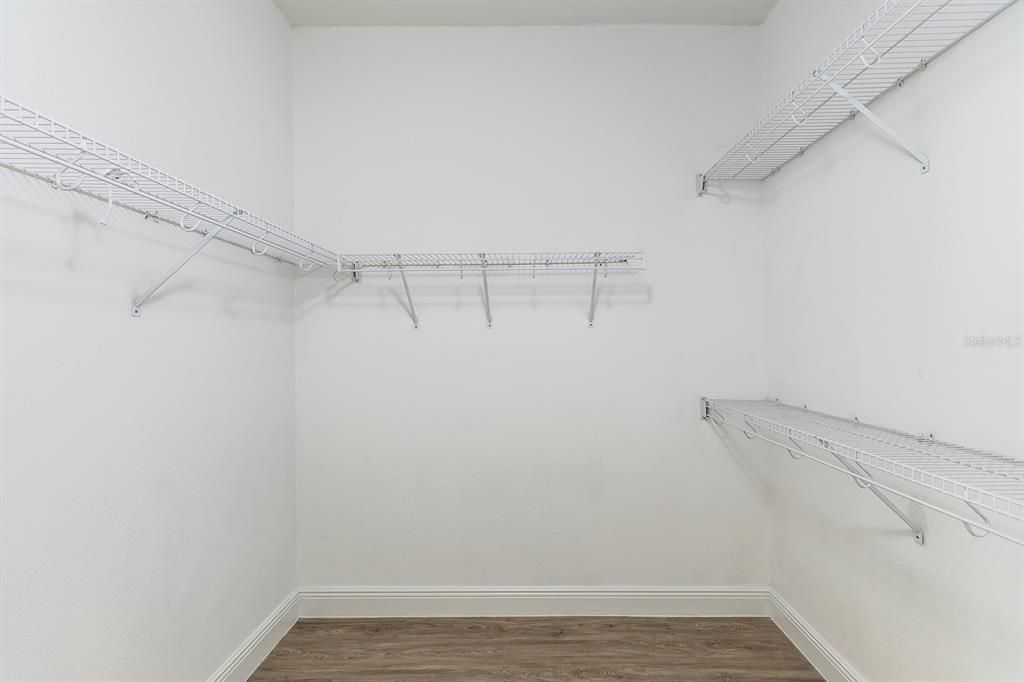 Interior, Walk-in Closets, Wood Texture Flooring