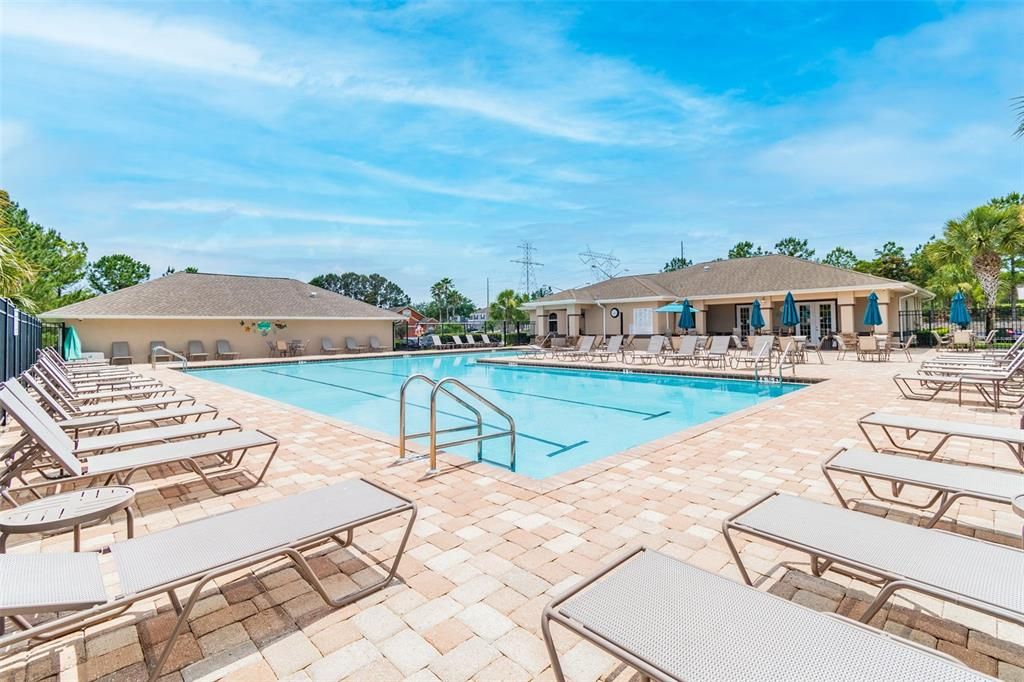 Exterior, Pool