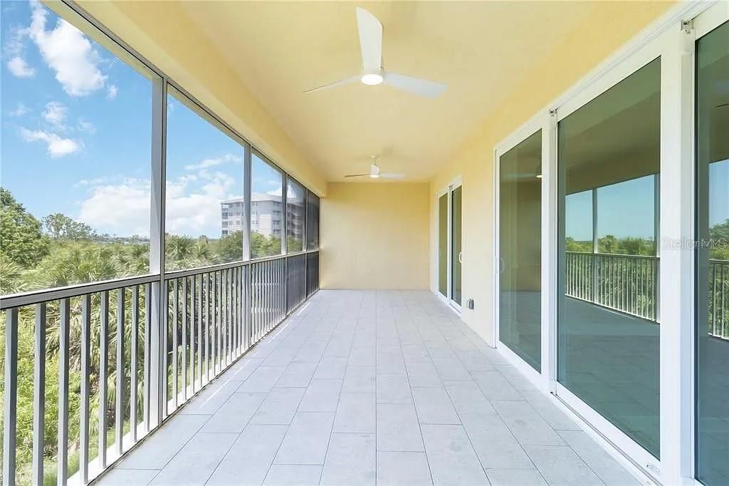 Interior, Recessed Lighting, Sun Room