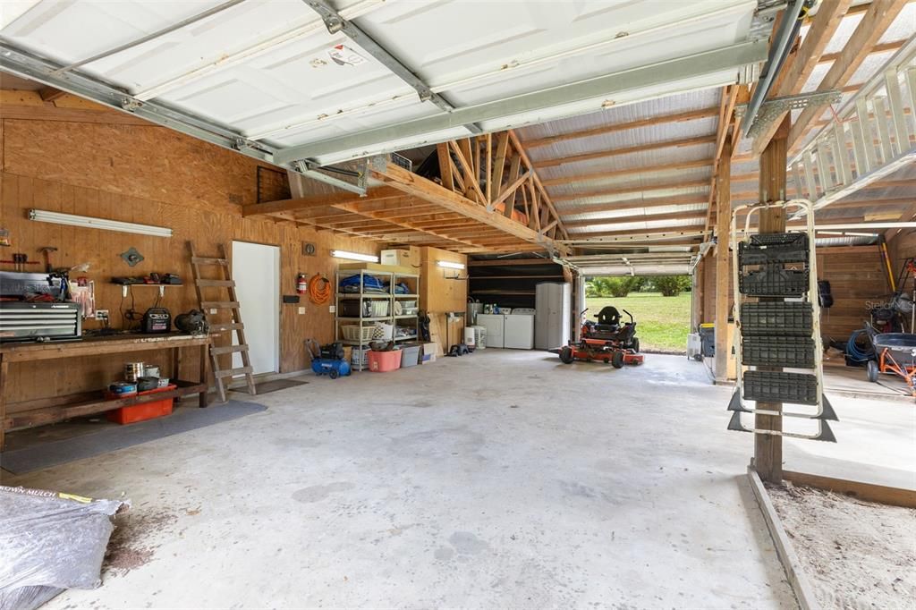 Garage, Interior, Wooden Beams, Wooden Walls