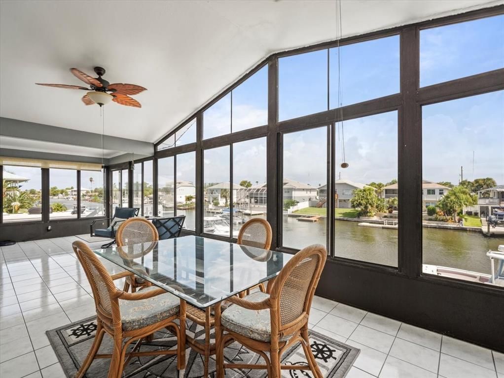 Dining room, Interior, Sun Room, Water