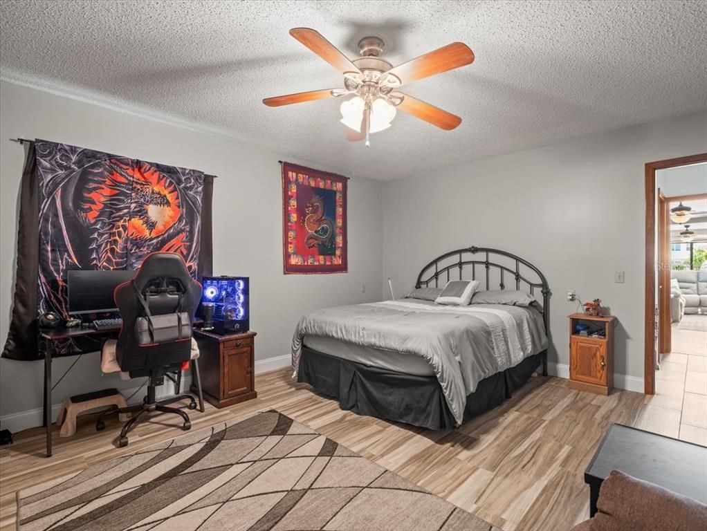 Bedroom, Home Office, Interior, Wood Texture Flooring
